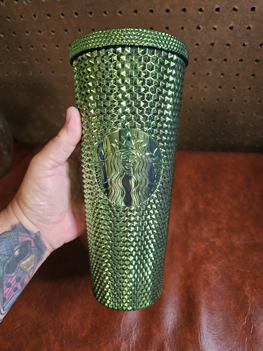 Starbucks Holiday 2023 Green Studded Tumbler 24 oz Coffee Winter Bling